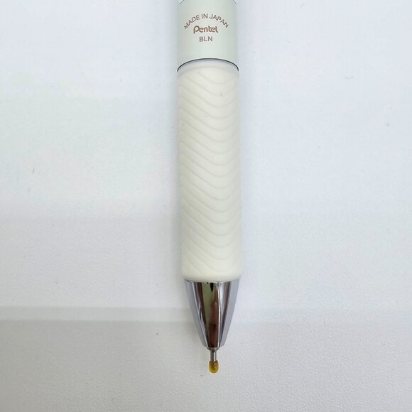 Pentel Energel Clena - 0.3 | Classic Pink Stripe Body + Black Ink | Lot of 2 - Picture 4 of 6